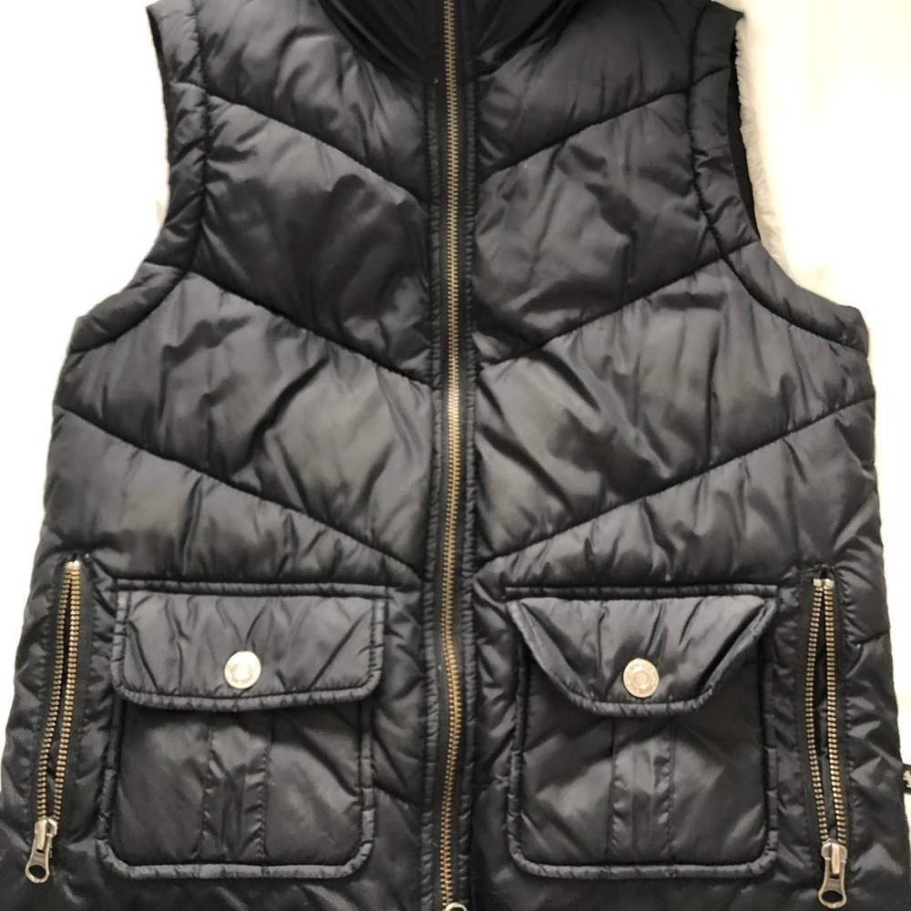 Black Puff Vest